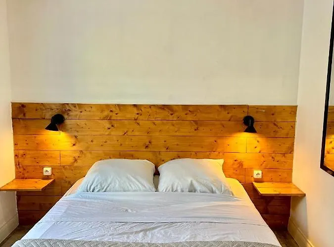 Apartament Lion's - 2 Minute Walk From Palais Des Festivals And Beaches